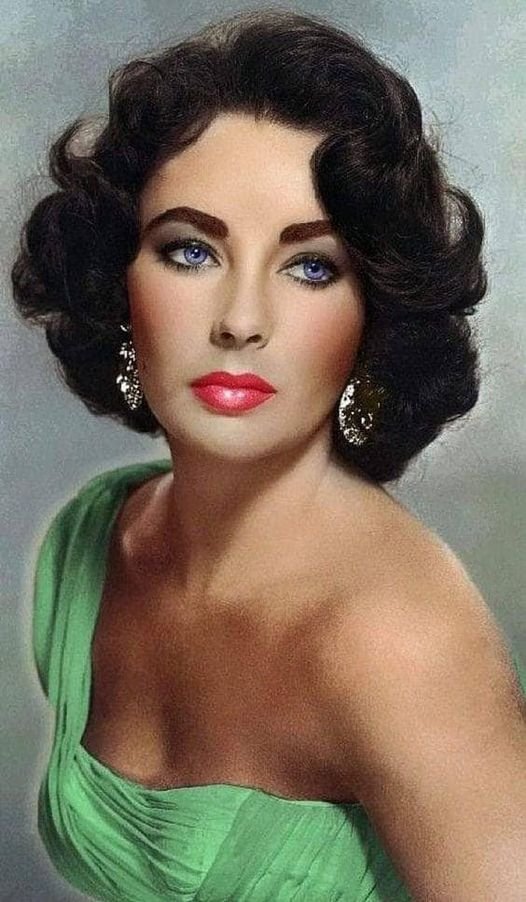 Before the Stardom: Elizabeth Taylor’s Rare Early Images Show Why She Was Destined for Iconic Status—Get Ready to Be Amazed